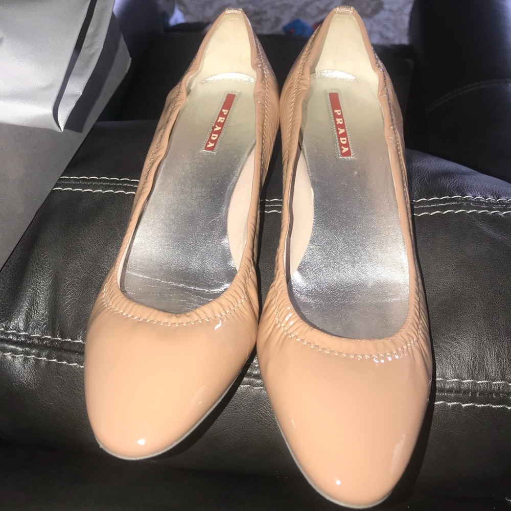 Women’s nude Prada Kitten-heal shoes!!